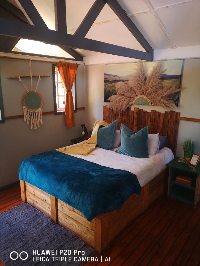 Treur River Lodge Moremela Exteriör bild